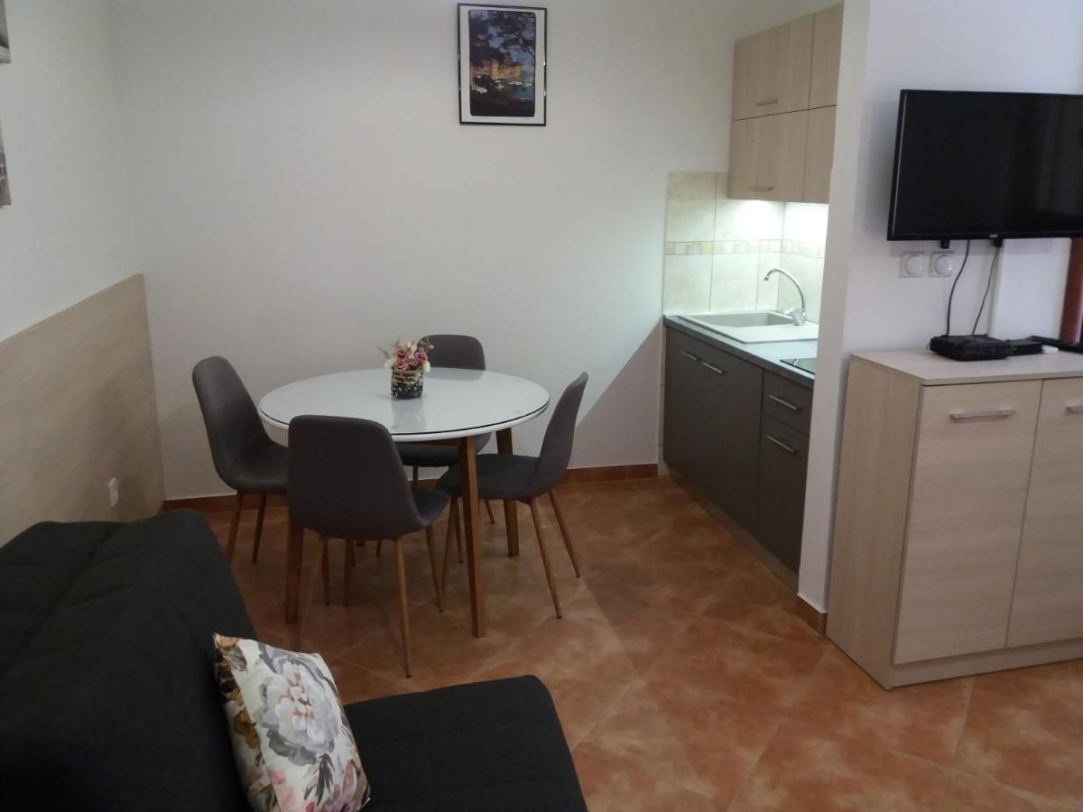 Apartment Anja Χέρτσεγκ Νόβι Εξωτερικό φωτογραφία